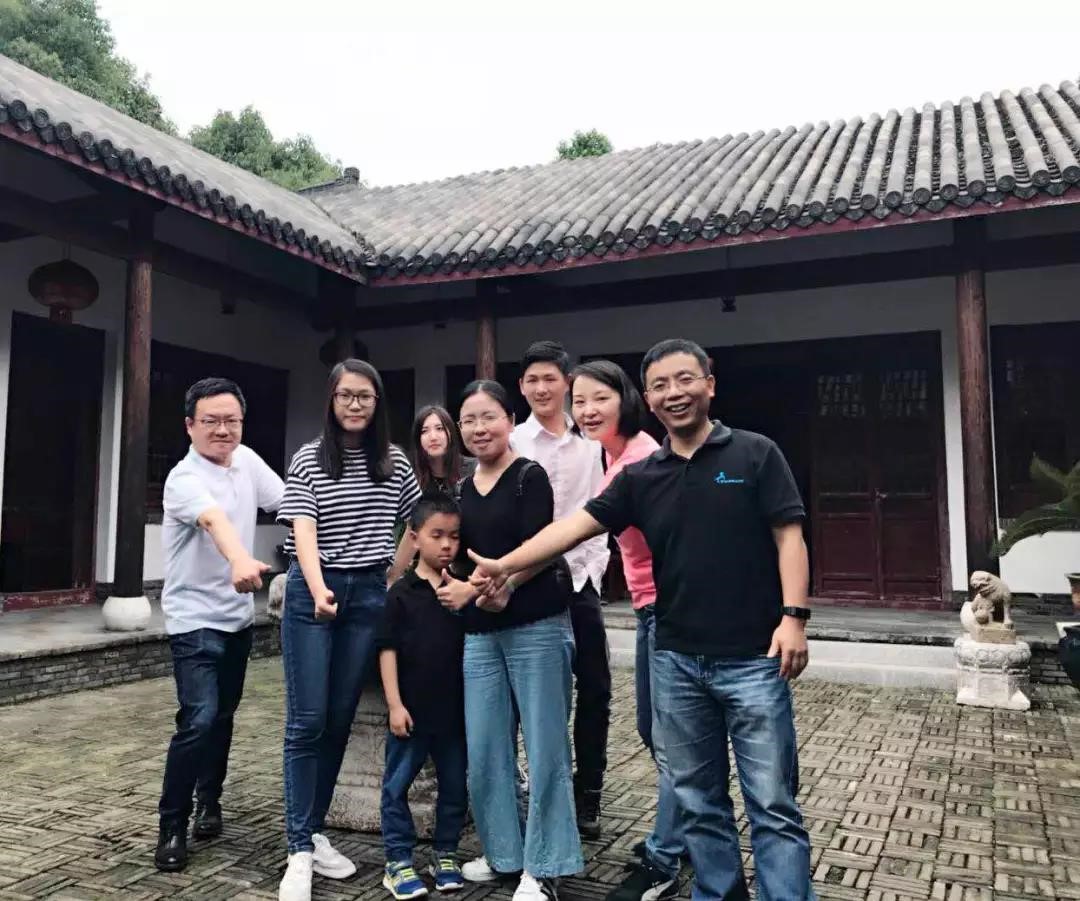 1543289604762072.jpg 111.jpg